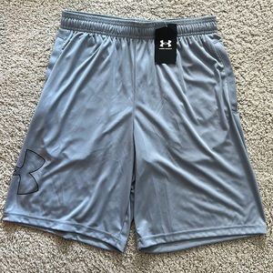 Under Armour Athletic shorts size medium color gray